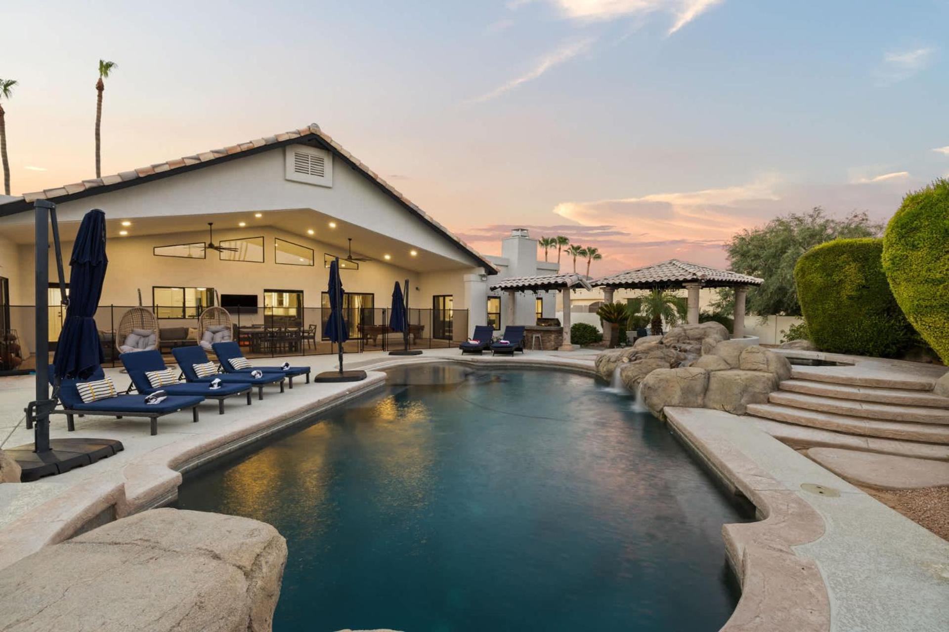 Sweetwater Luxury - Pool Volleyball & Holiday home