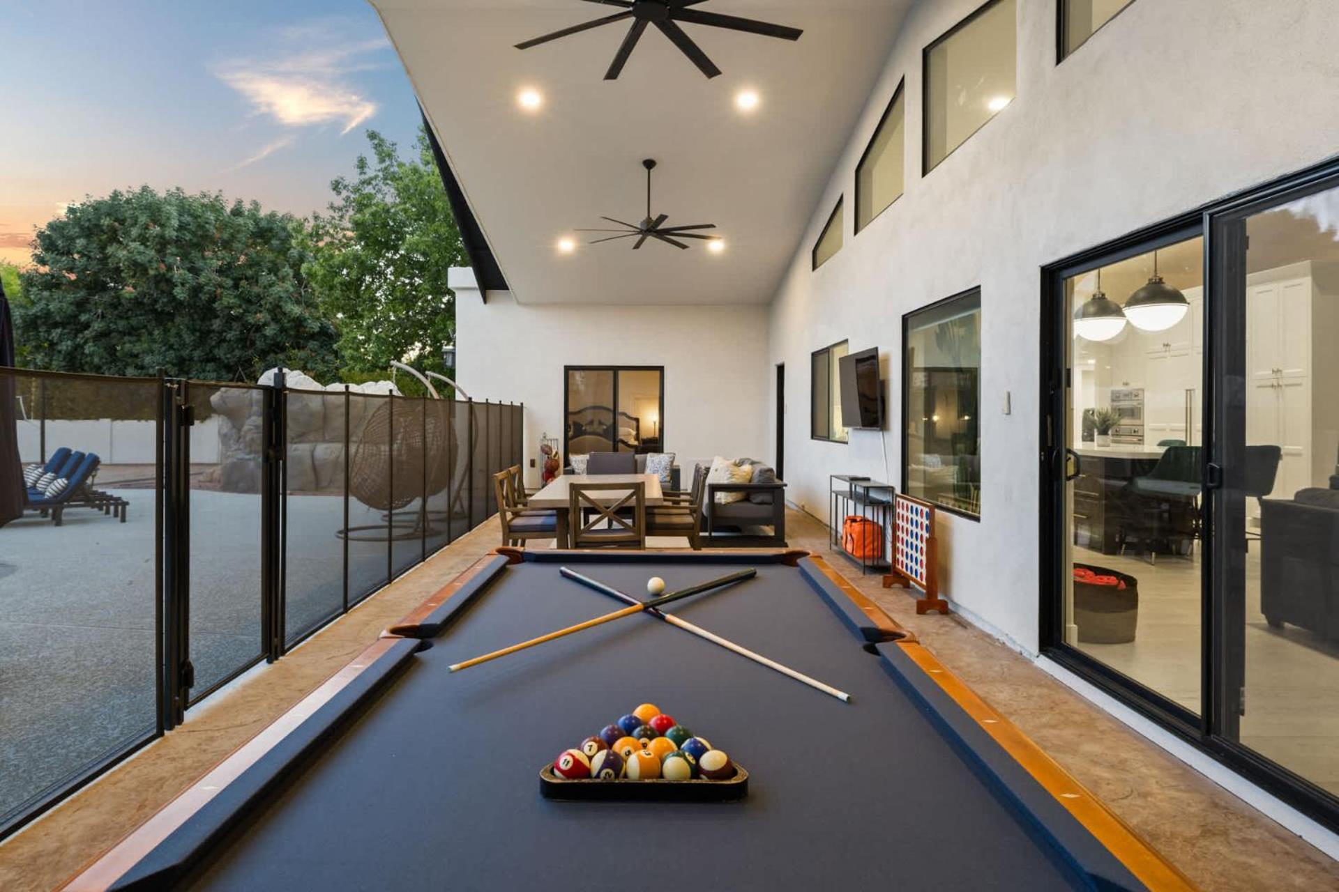 Sweetwater Luxury - Pool Volleyball & *