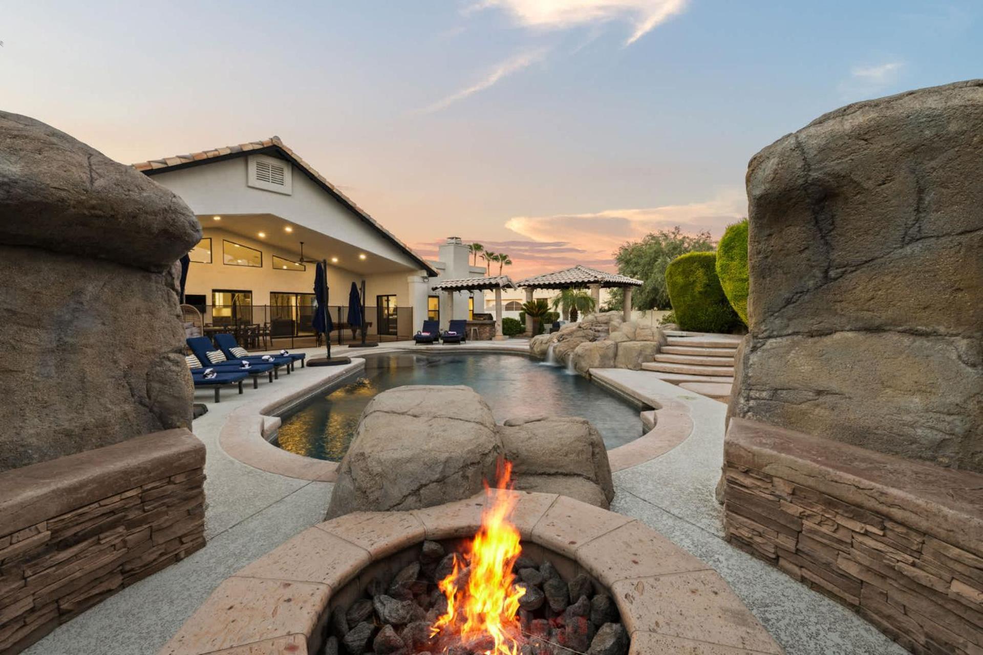Sweetwater Luxury - Pool Volleyball & Holiday home
