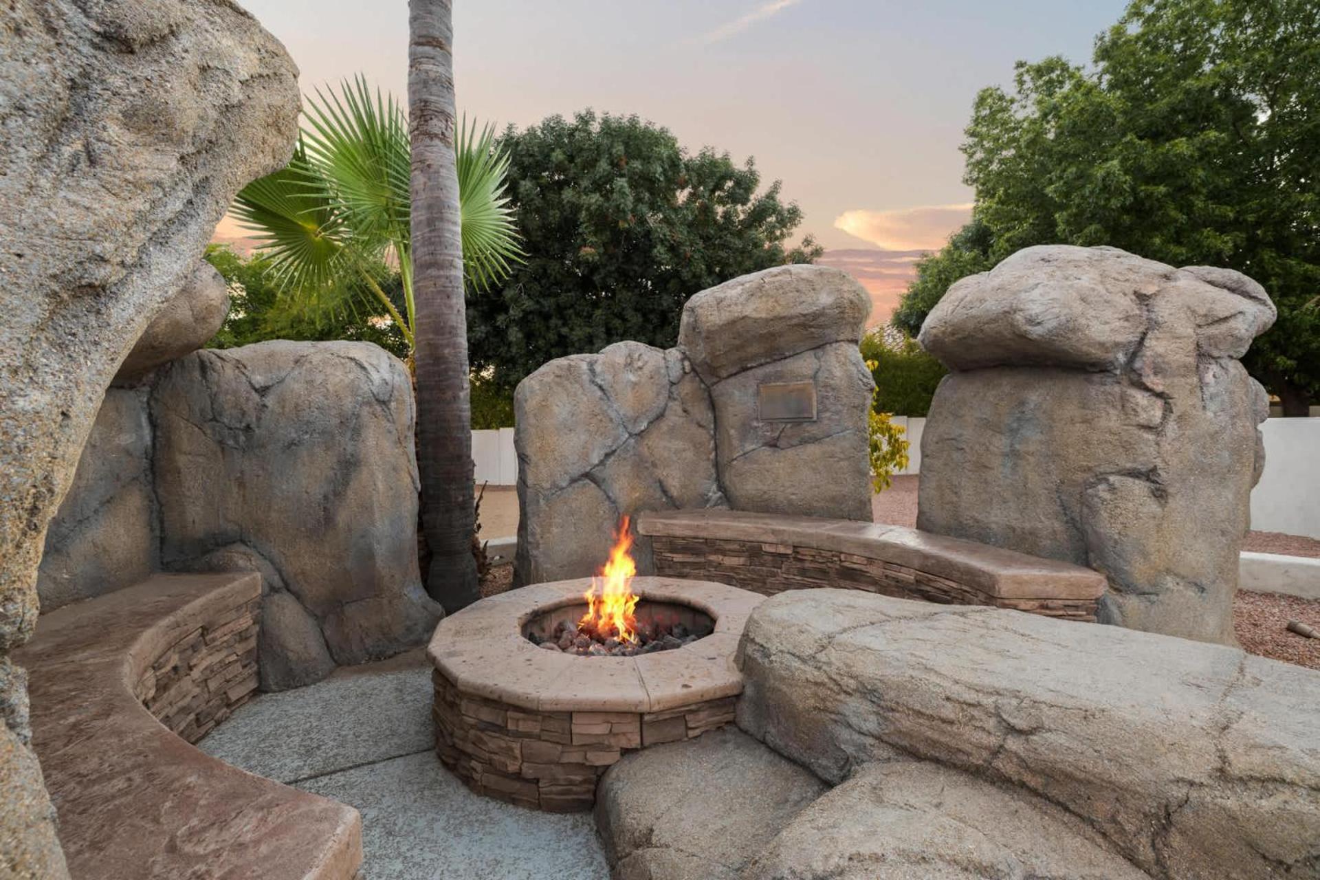 Sweetwater Luxury - Pool Volleyball & Holiday home Scottsdale