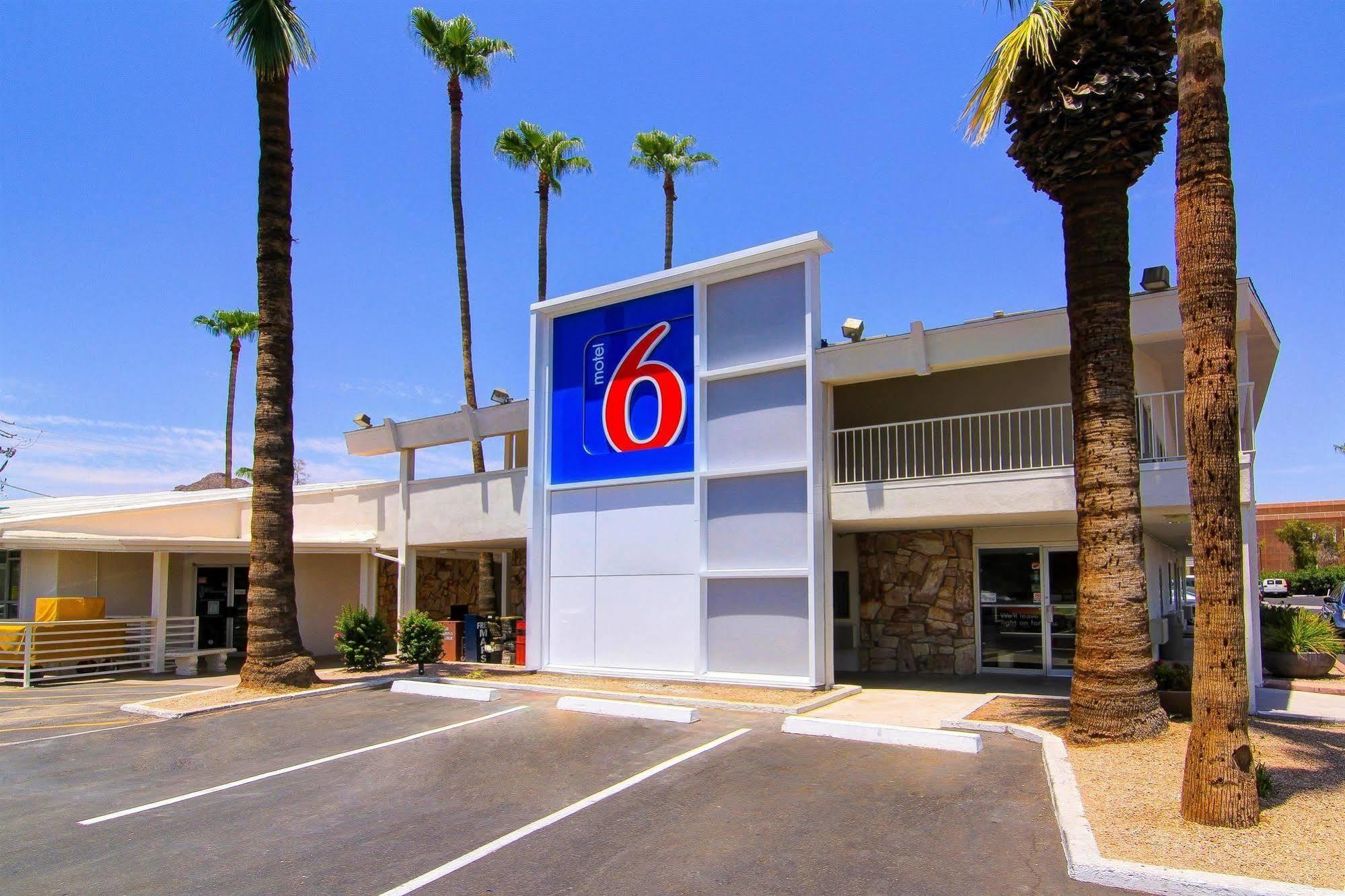 6 Old Town Fashion Square 3* Scottsdale