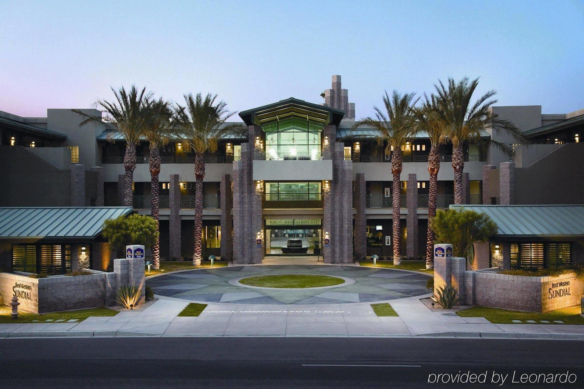 Western Sundial Hotel 3*