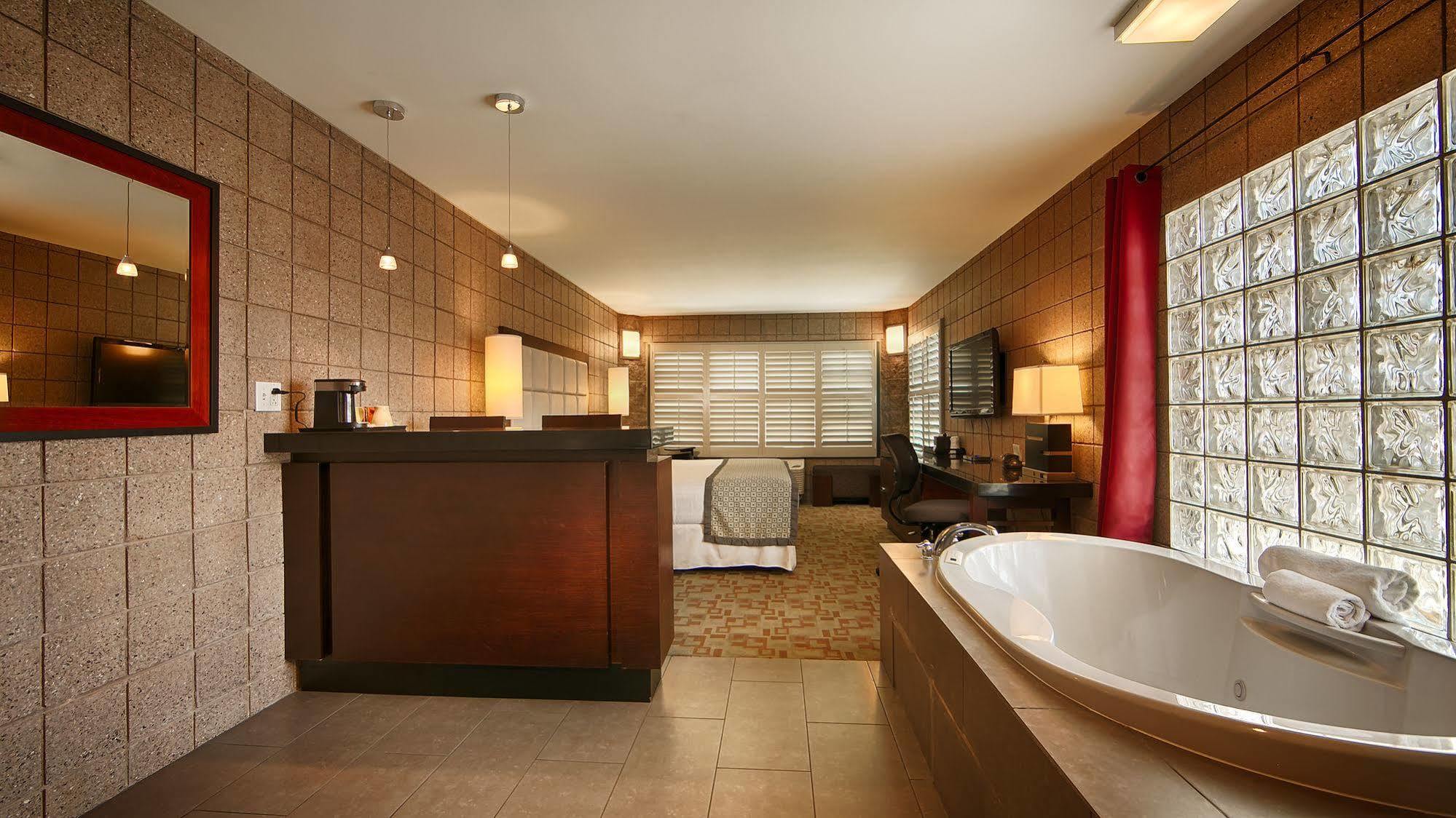 Western Sundial Scottsdale