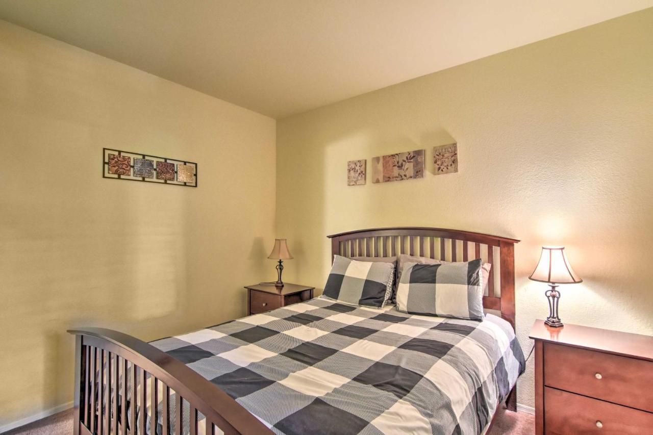 With Patio About 10 Mi To Old Town Scottsdale! Apartment *