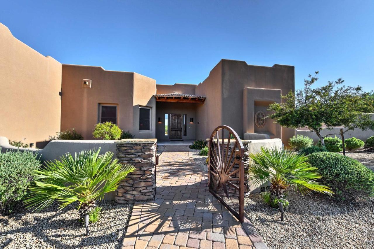 Pickleball, Heated Pool And Hot Tub Holiday home *